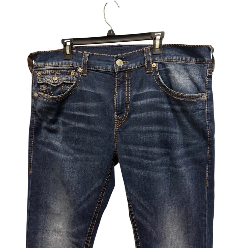 Men’s Ture religion, Blue Jeans in good condition